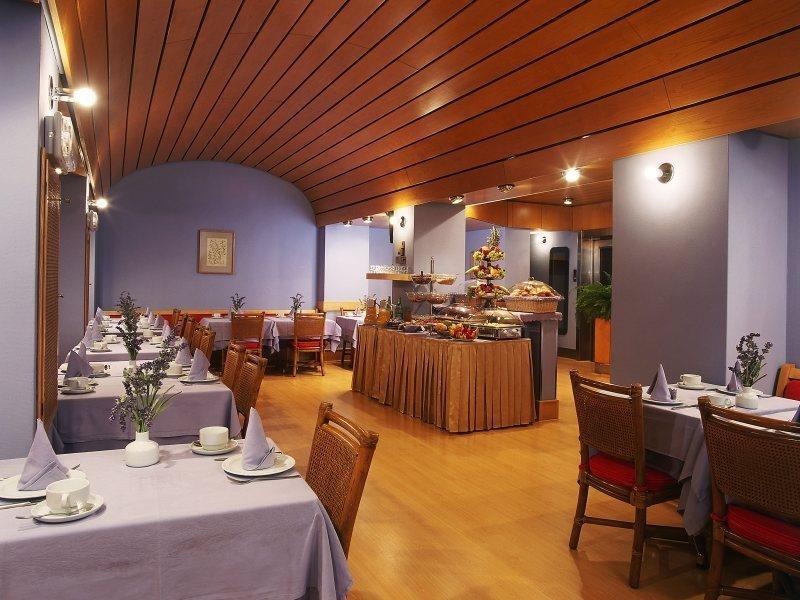 Hotel Mediolanum Restaurante foto
